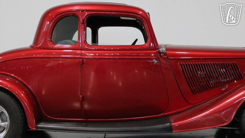 1933 Ford Tudor