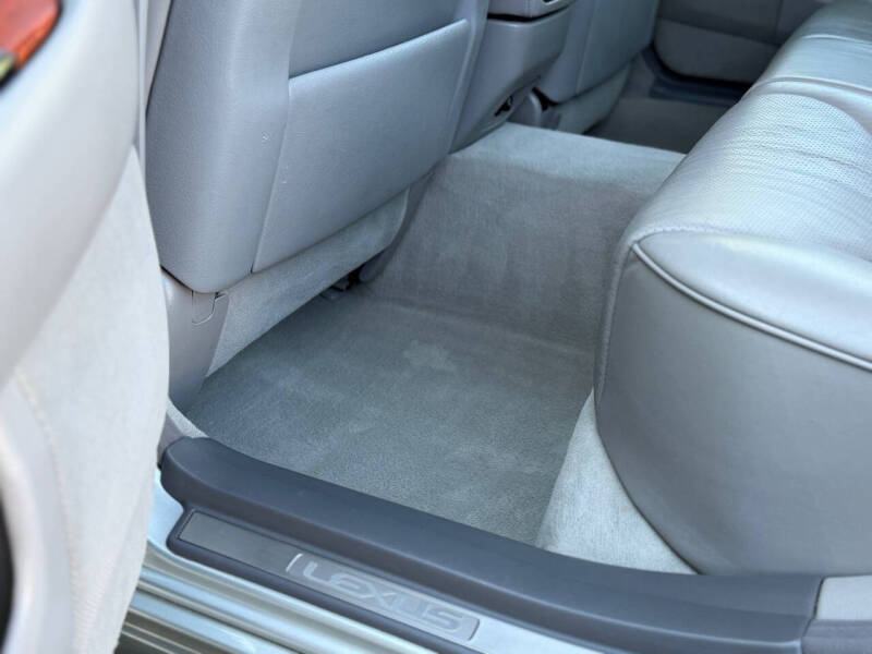2003 Lexus LS 430