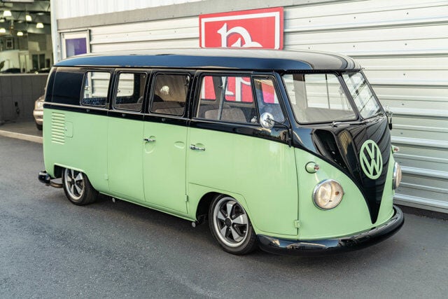 1966 Volkswagen 11-Window 65