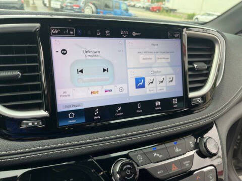 2021 Chrysler Pacifica Touring L