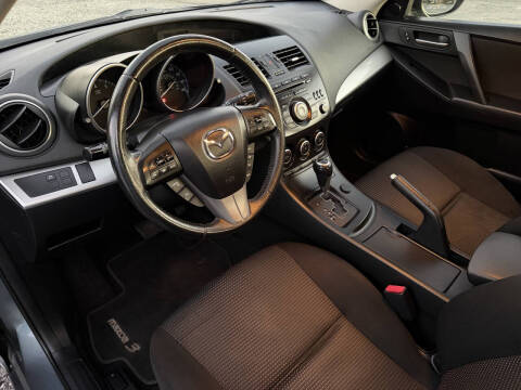 2013 Mazda MAZDA3 i Touring