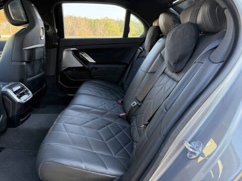 2024 BMW i7 eDrive50