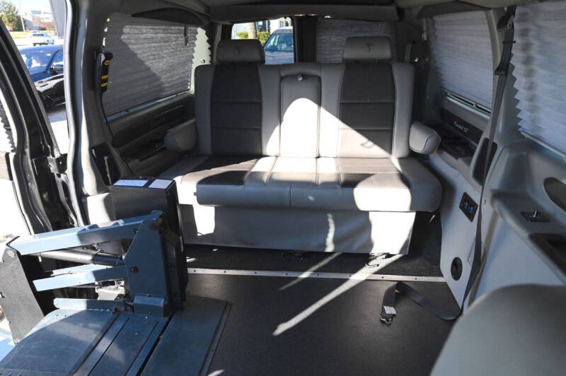 2018 GMC Savana LS 2500