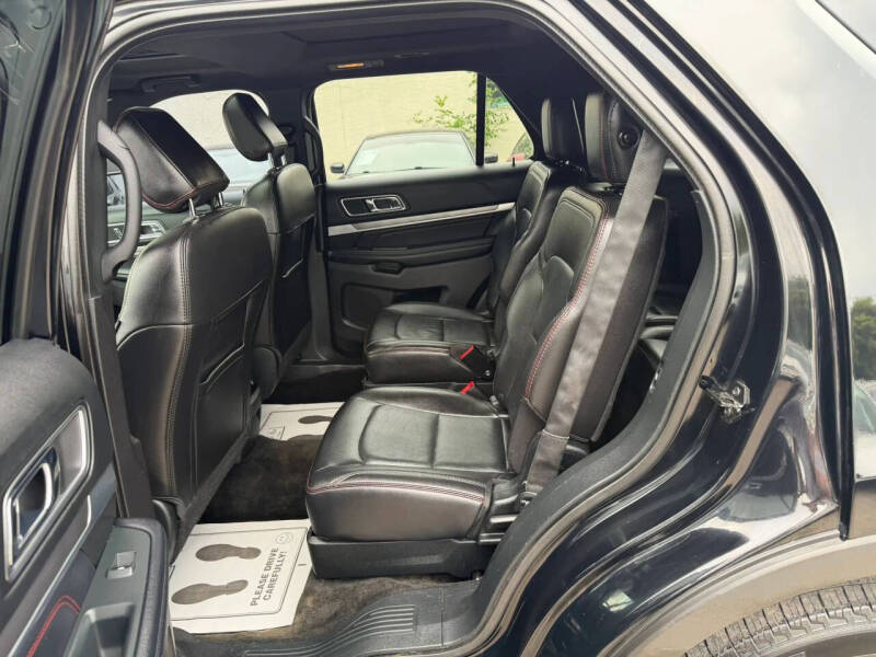 2018 Ford Explorer Sport