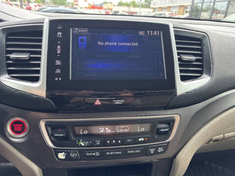 2017 Honda Pilot EX