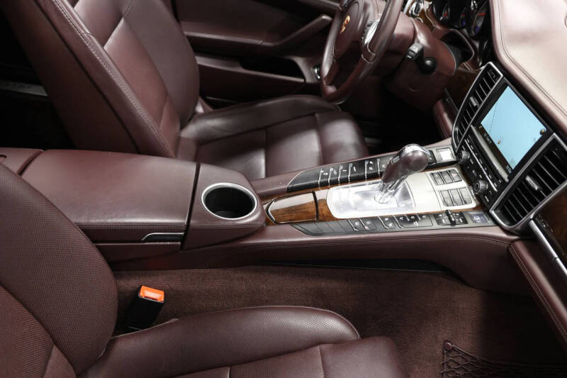 2015 Porsche Panamera 4S Executive