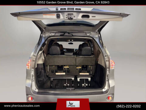 2015 Toyota Sienna