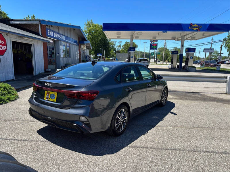 2024 Kia Forte LXS