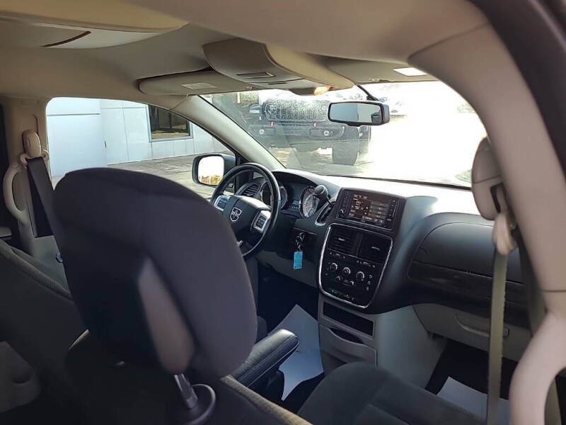 2017 Dodge Grand Caravan SE