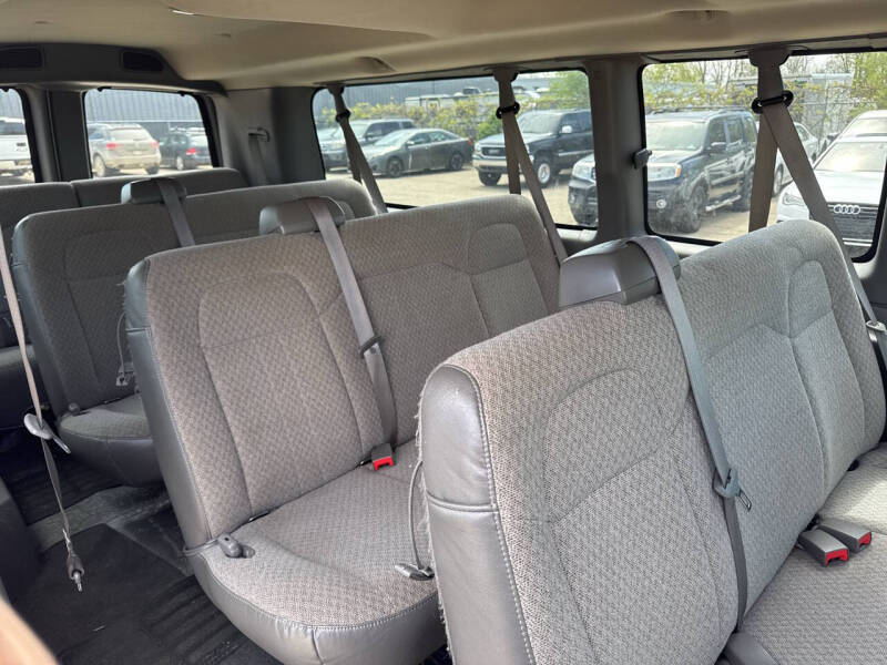 2013 Chevrolet Express LT 3500
