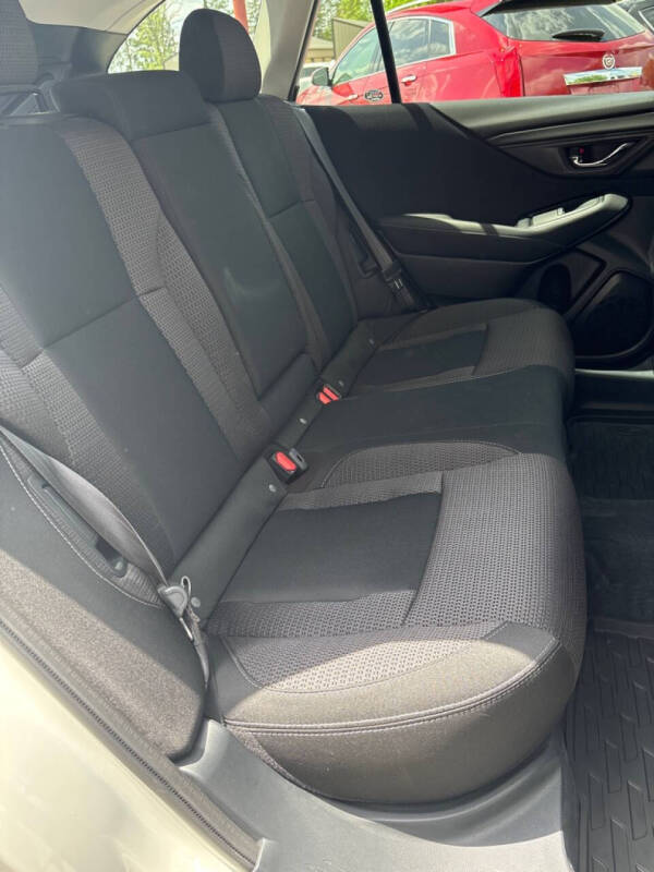 2022 Subaru Outback Premium