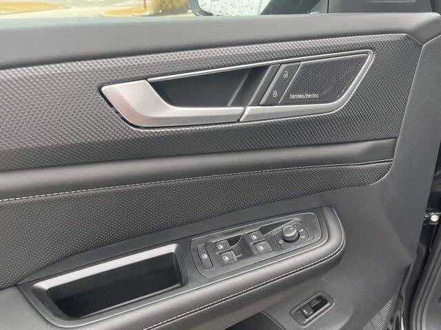 2026 Volkswagen Atlas Cross Sport SEL Premium R-Line 4Motion