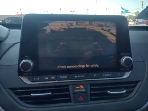 2021 Nissan Altima 2.5 SV