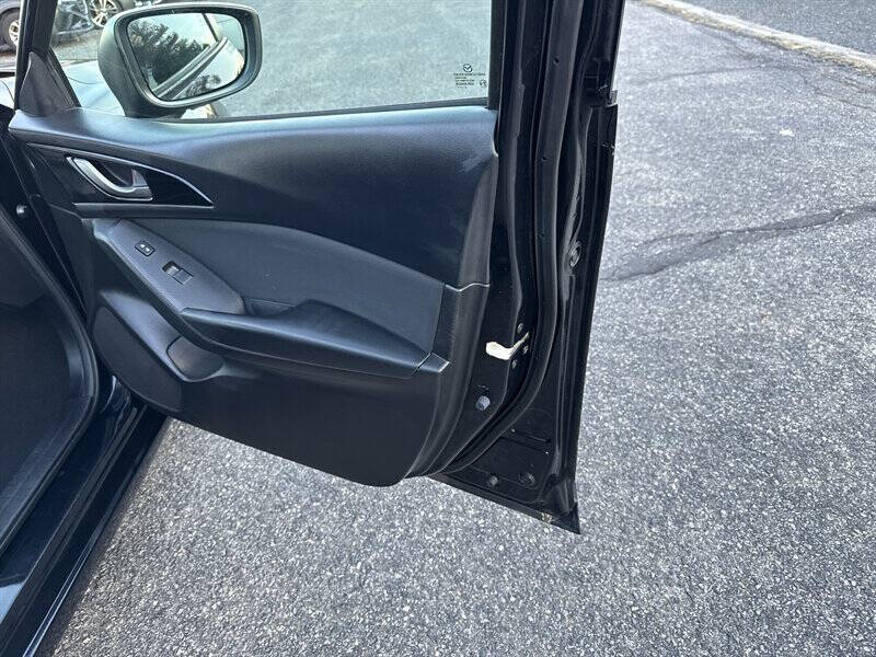 2015 Mazda MAZDA3 i Sport