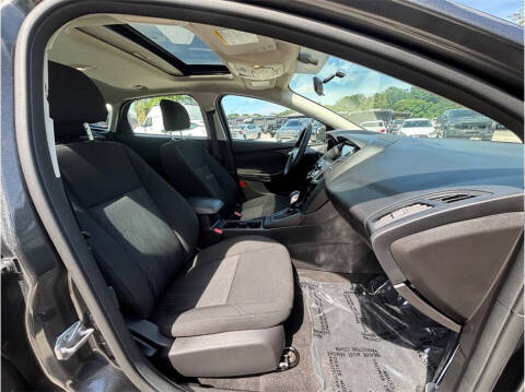 2017 Ford Focus SEL
