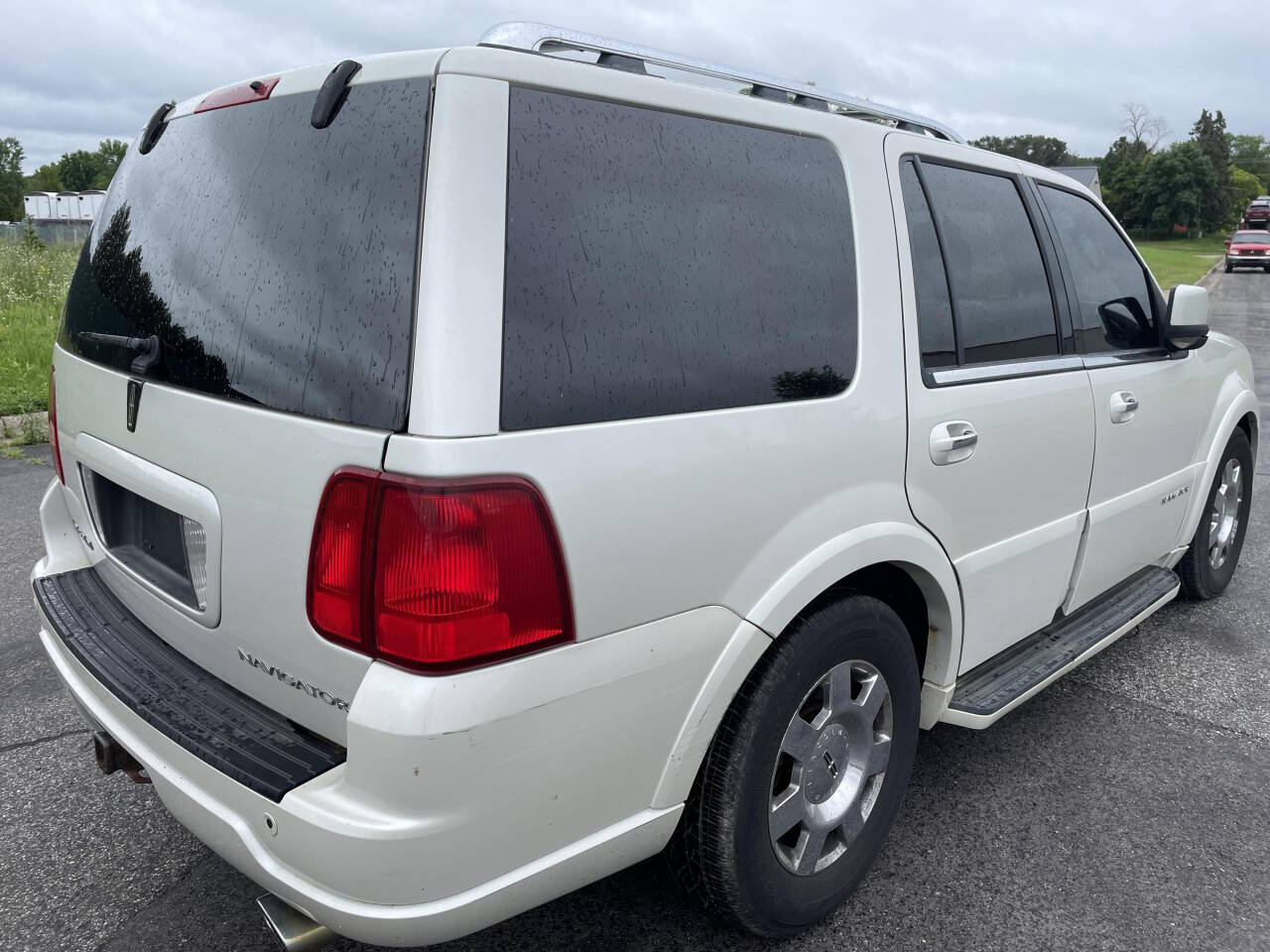 2005 Lincoln Navigator for sale at Twin Cities Auctions in Elk River, MN