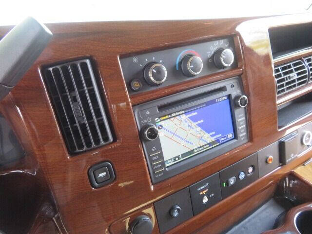 2017 GMC Savana 2500