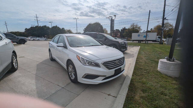 2017 Hyundai SONATA for sale at ORCHARD LAKE AUTO SALES INC in Farmington Hills, MI