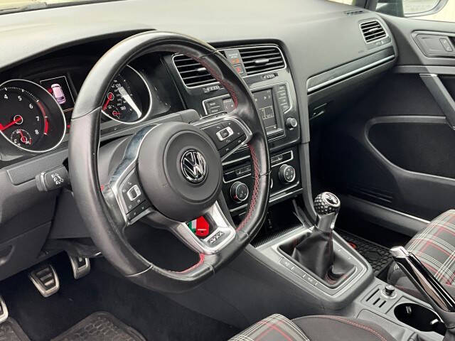 2016 Volkswagen Golf GTI