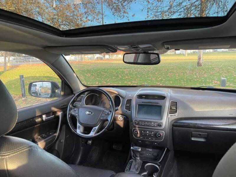 2014 Kia Sorento SX