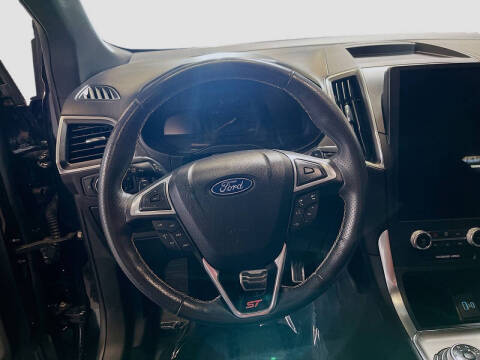 2023 Ford Edge ST