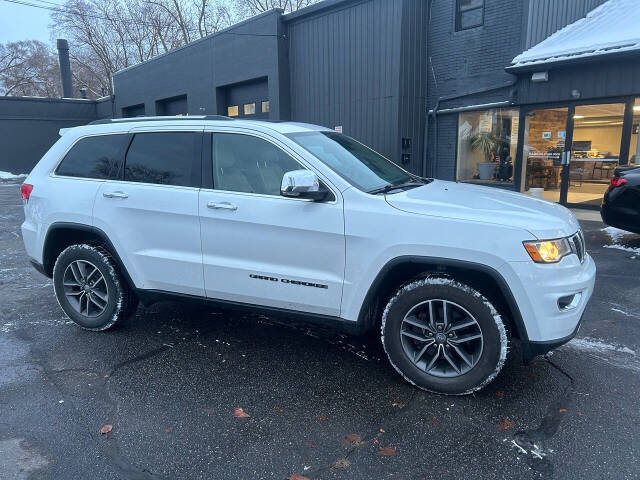 2018 Jeep Grand Cherokee for sale at Auto Shop in Wyoming, MI