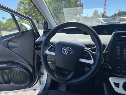 2016 Toyota Prius Two