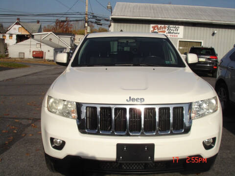 2011 Jeep Grand Cherokee for sale at Peter Postupack Jr in New Cumberland PA