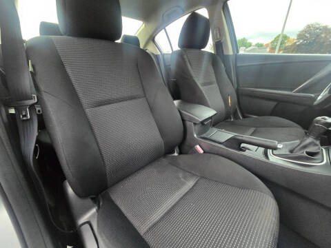 2012 Mazda MAZDA3 i Touring