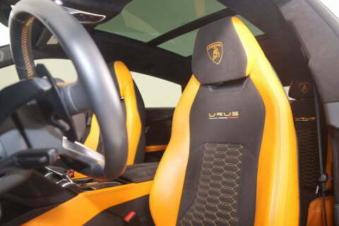 2021 Lamborghini Urus