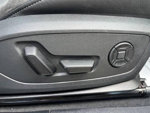 2022 Audi Q3 quattro S line Prem Plus 45 TFSI