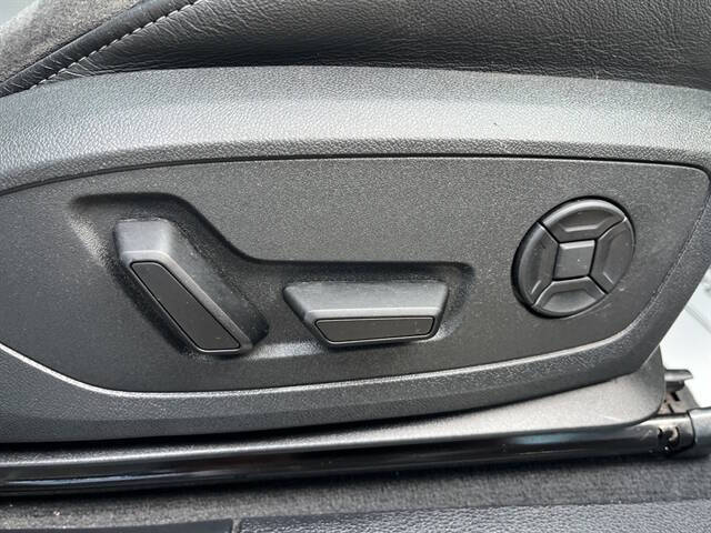 2022 Audi Q3 quattro S line Prem Plus 45 TFSI