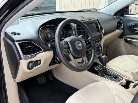 2019 Jeep Cherokee Latitude