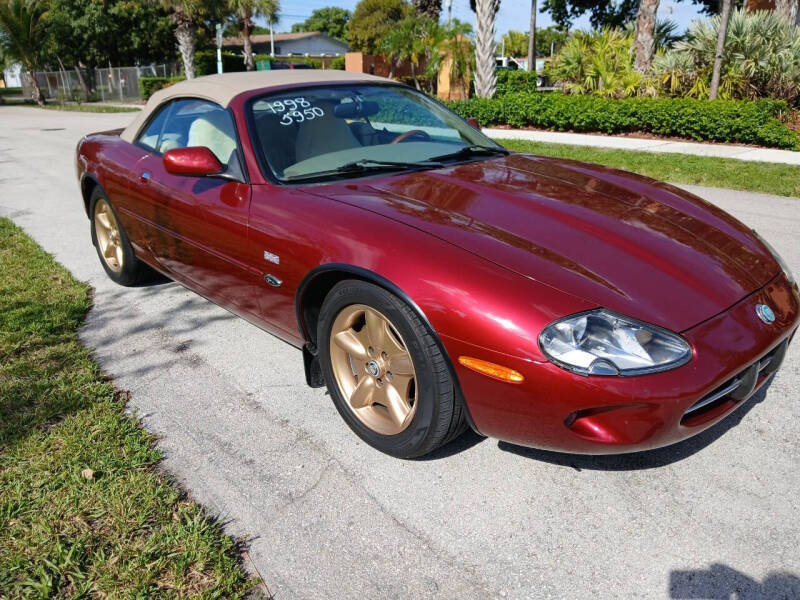 1997 Jaguar XK8's photo