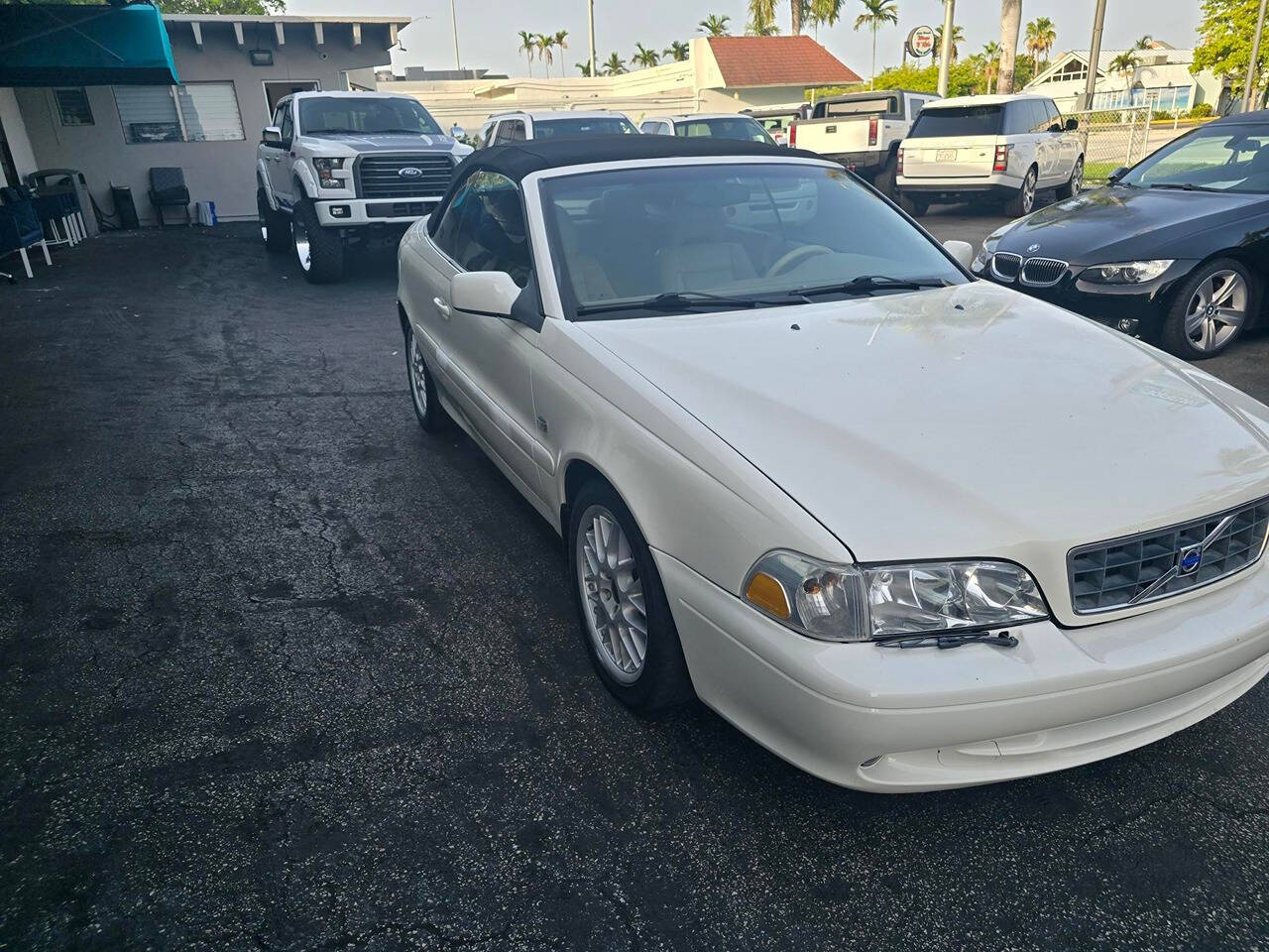 2003 Volvo C70 1