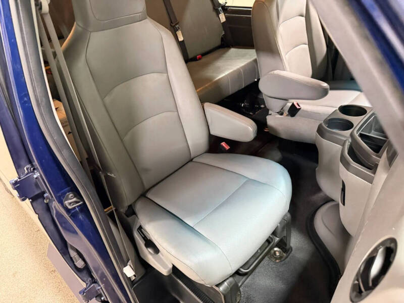 2013 Ford E-Series E-250