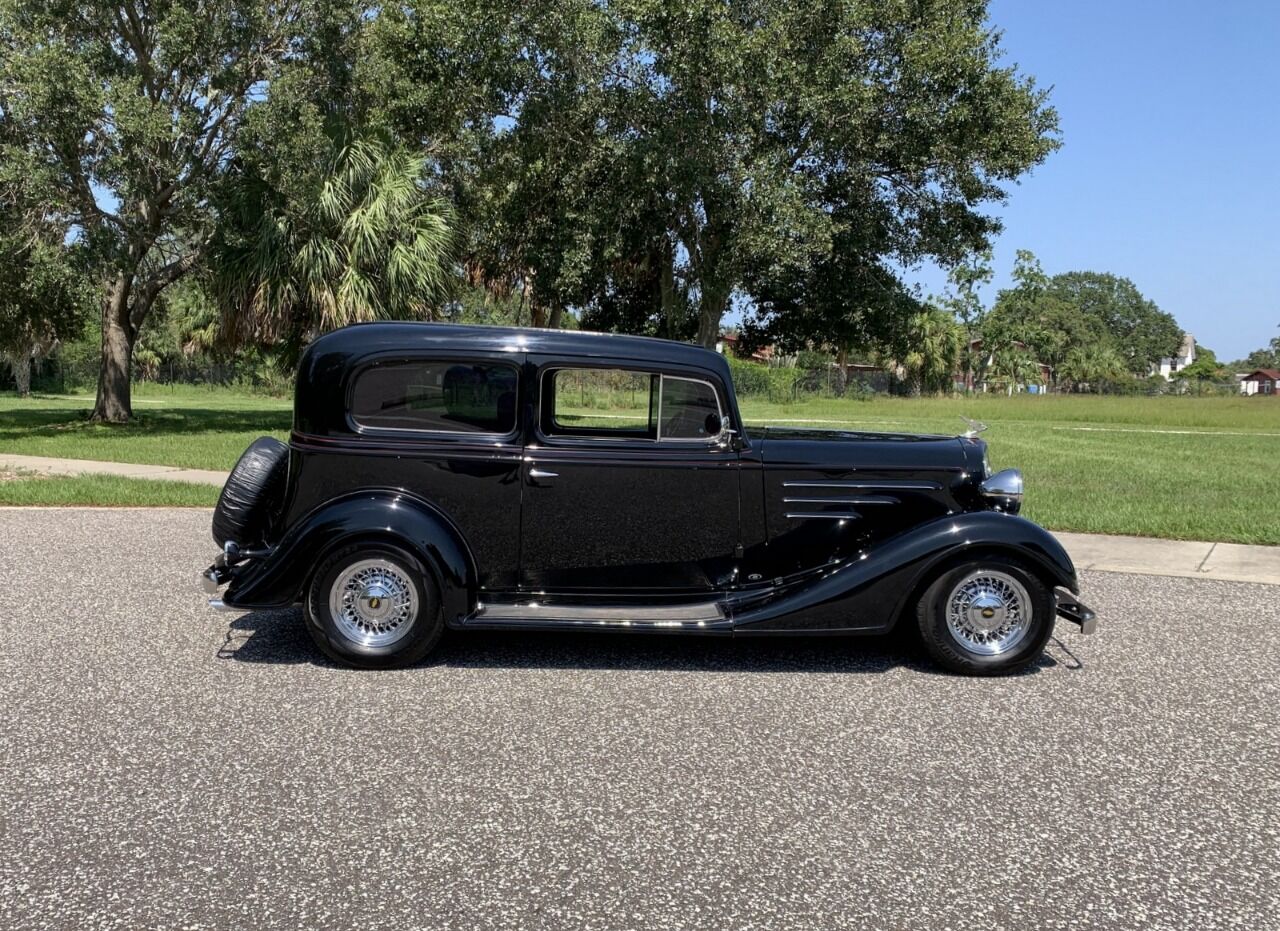 1934 Chevrolet Street Rod 4