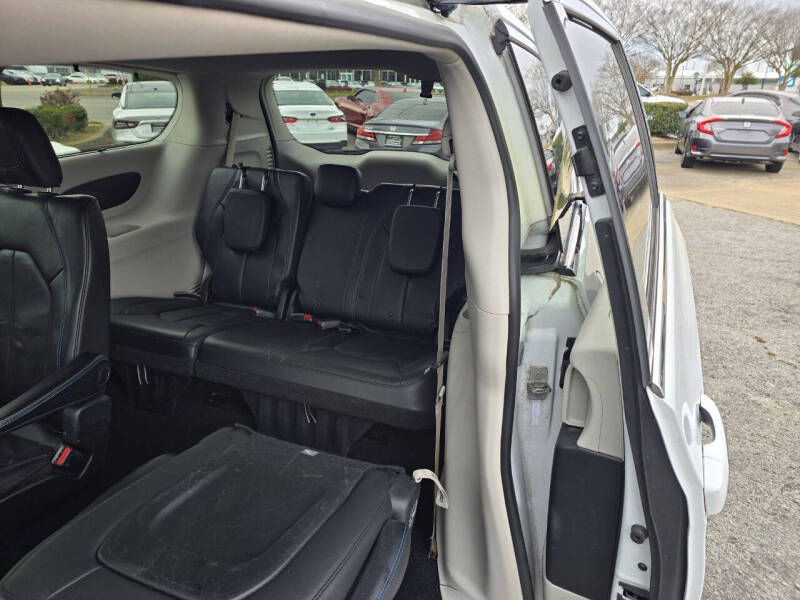 2021 Chrysler Pacifica Touring L