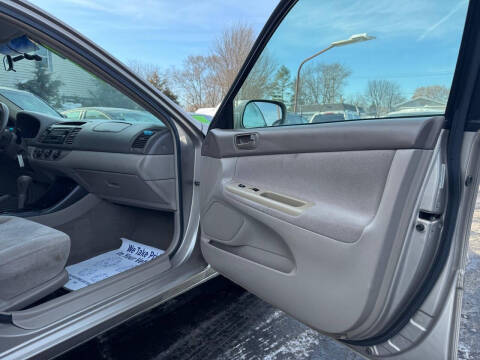 2003 Toyota Camry LE