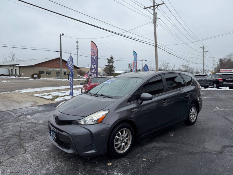 2015 Toyota Prius v Two