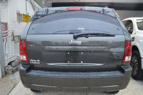 2006 Jeep Grand Cherokee Laredo