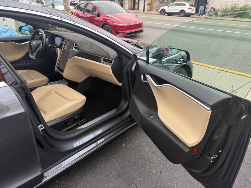 2014 Tesla Model S P85D