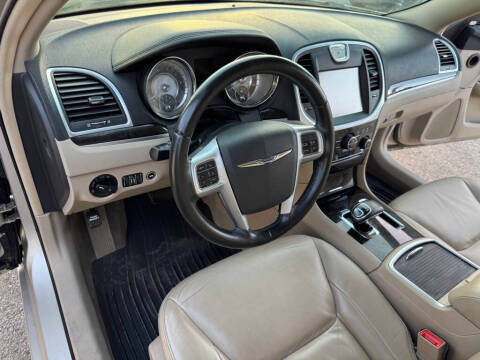 2012 Chrysler 300 Limited