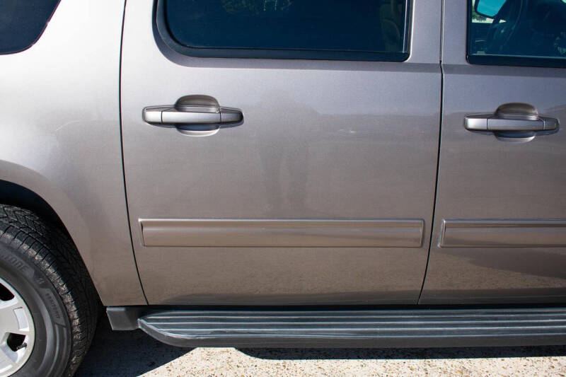 2012 Chevrolet Suburban LS