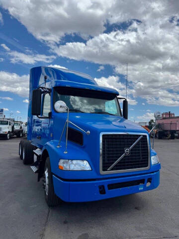 2012 Volvo VNL Tandem