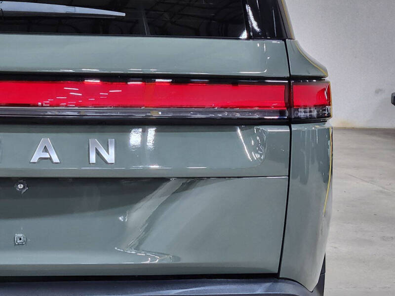 2023 Rivian R1S Launch Edition