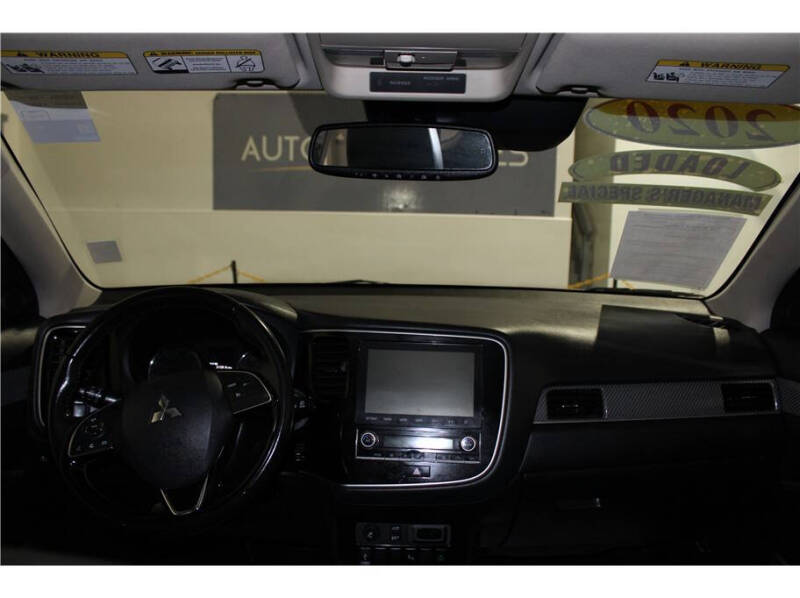 2020 Mitsubishi Outlander