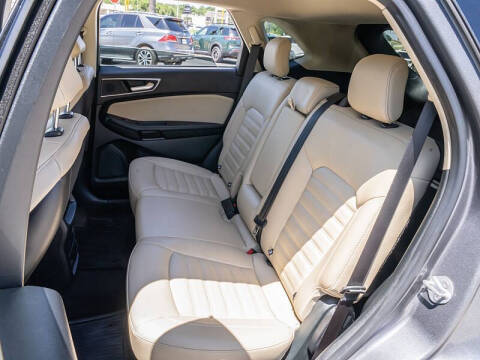 2022 Ford Edge