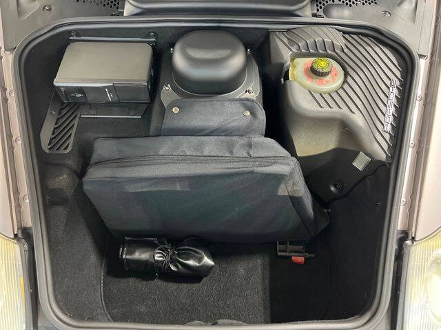 2002 Porsche 911 Carrera 4