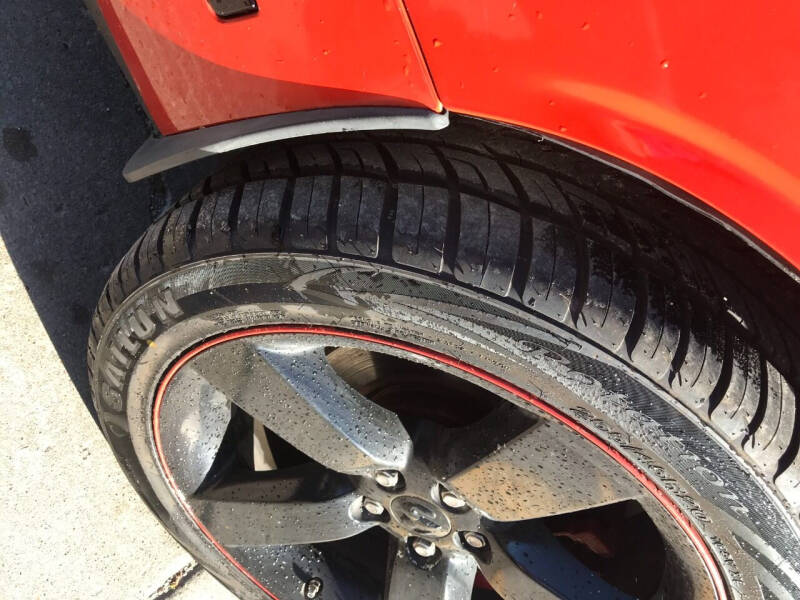 2012 Dodge Challenger R/T Plus